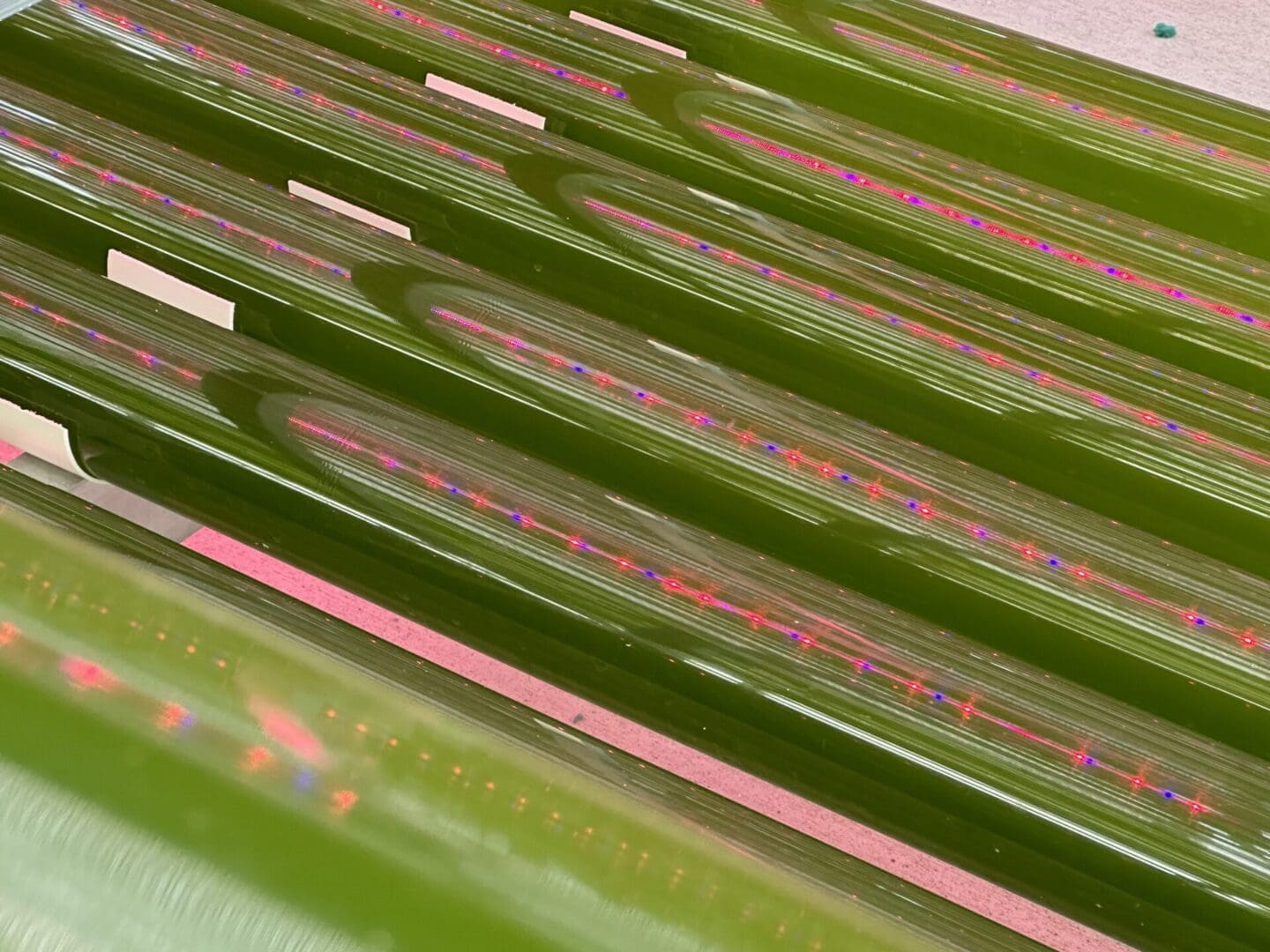 A close up of some green and red lines